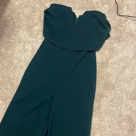 Lulus Emerald green jumpsuit - Picture 3 of 3